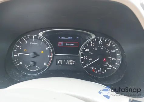 2014 Nissan Pathfinder Platinum из США, поврежденный, VIN 5N1AR2MM8EC609602